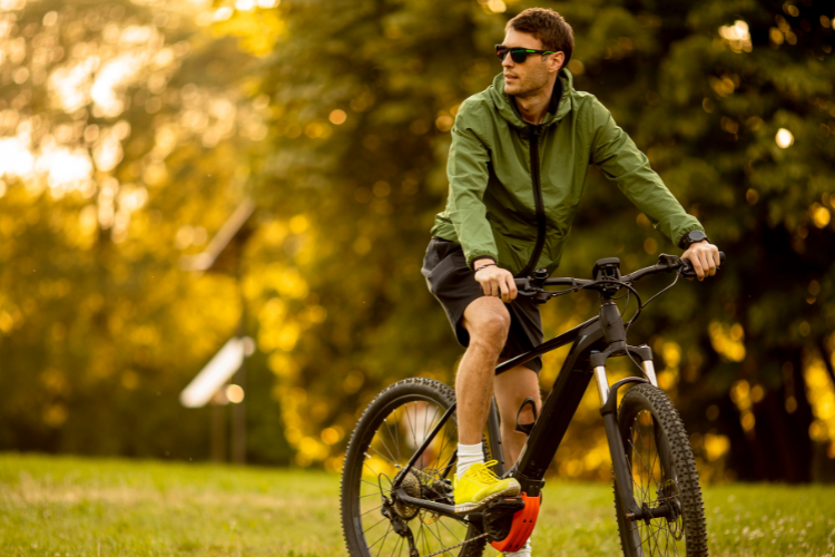 Bici elettrica attività all’aperto - www.barimax.it